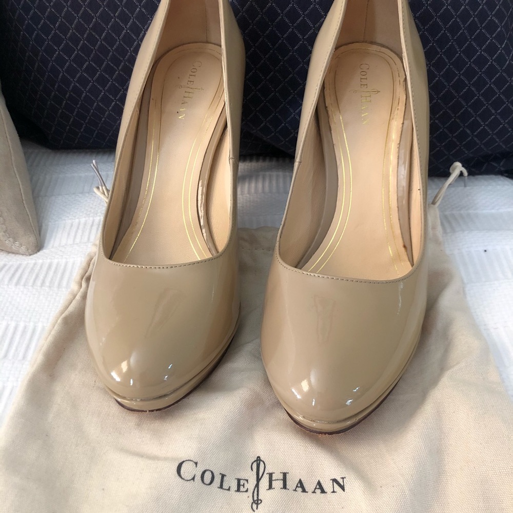 Cole Haan Nike Air Nude Patent Pump. Great